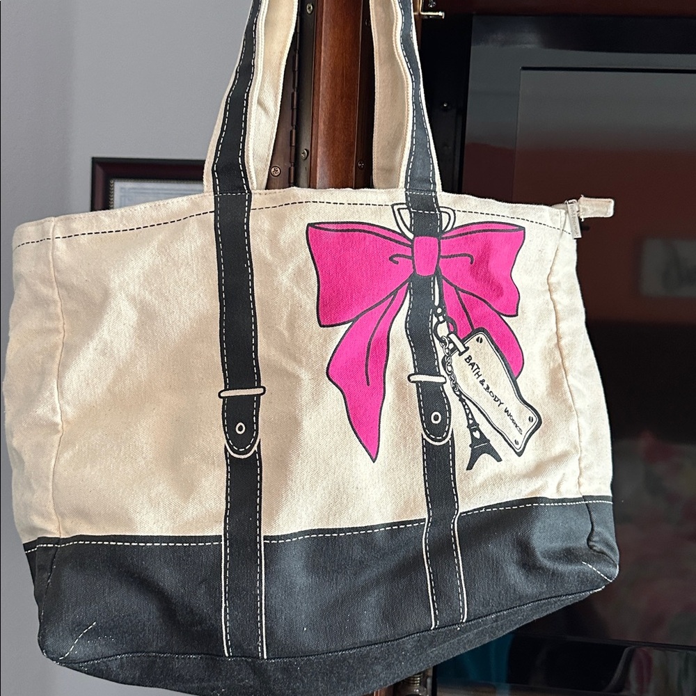 **FINAL SALE**⚡️Bath and Body Works Tote